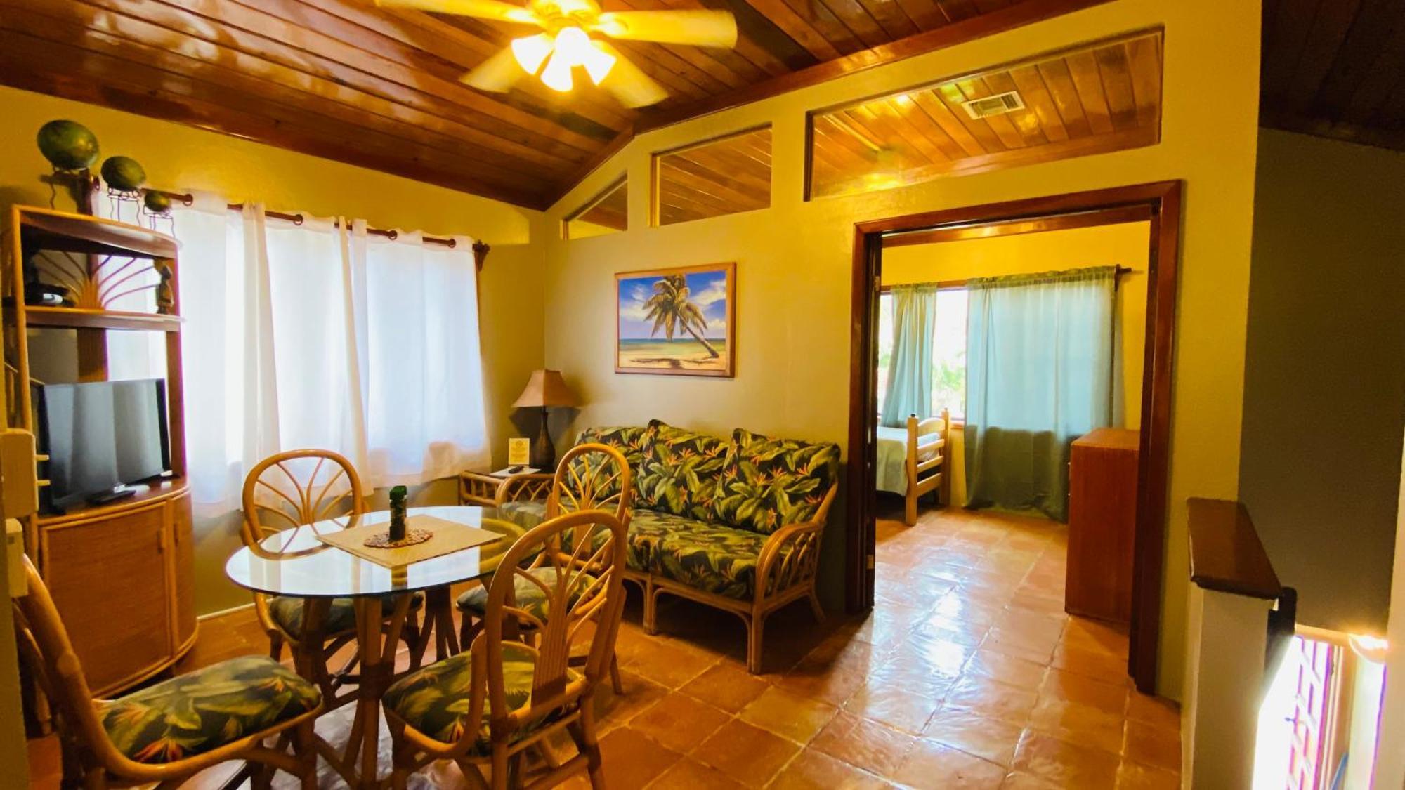 Tradewinds Paradise Villas San Pedro  Exterior foto