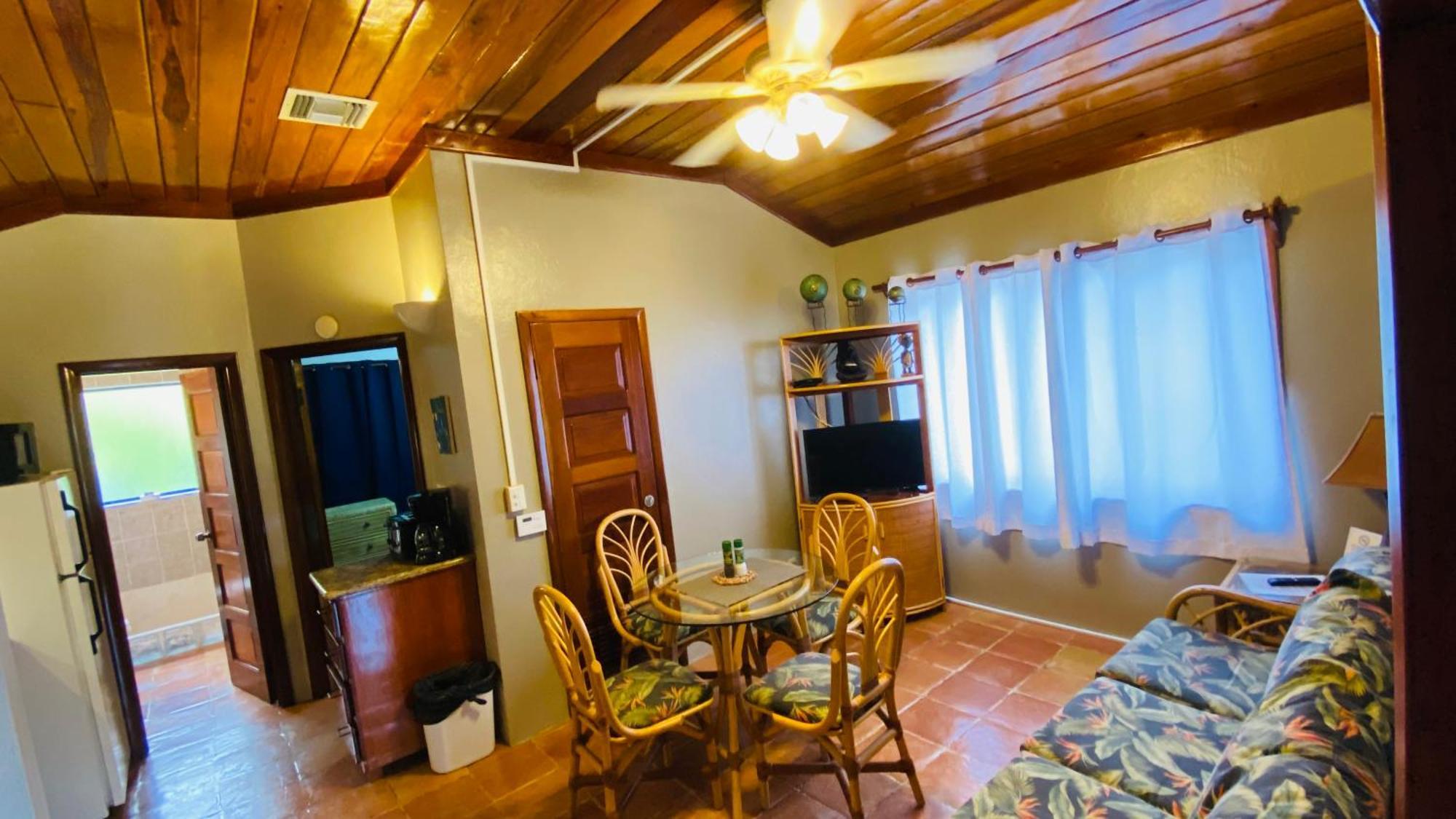 Tradewinds Paradise Villas San Pedro  Exterior foto