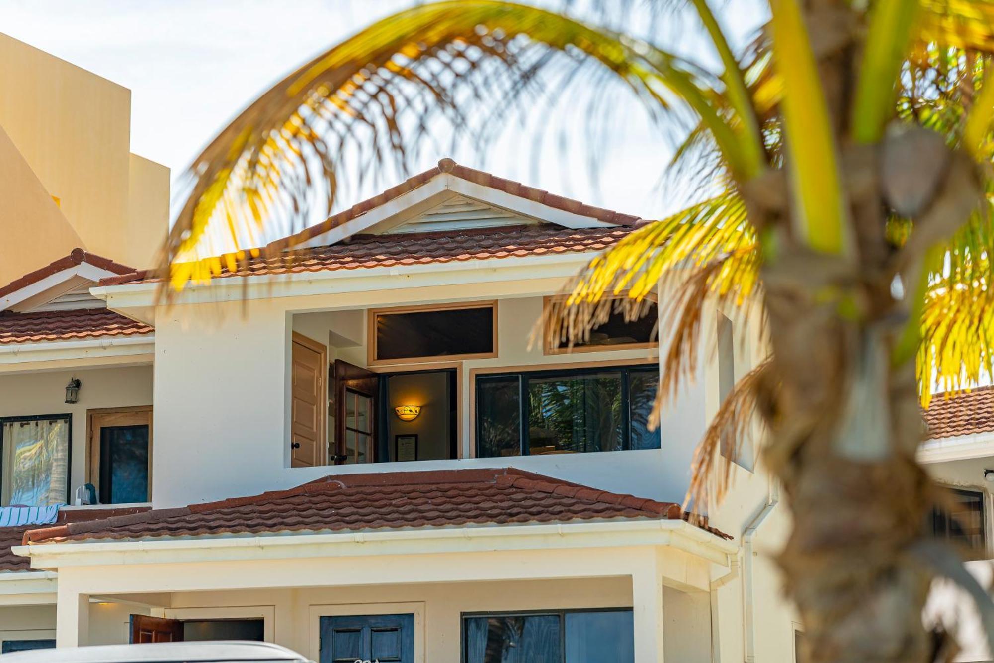 Tradewinds Paradise Villas San Pedro  Exterior foto